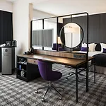 Radisson Blu Amsterdam Airport, Schiphol 호텔 4*