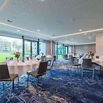 Radisson Blu Amsterdam Airport, Schiphol 호텔 4*