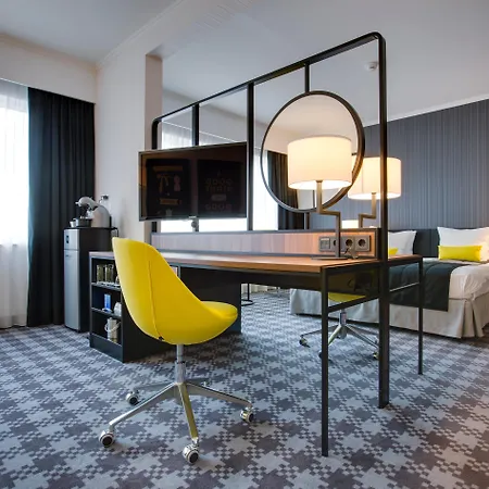 Radisson Blu Amsterdam Airport, Schiphol 4*