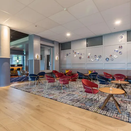 Radisson Blu Amsterdam Airport, Schiphol Hotel 4*