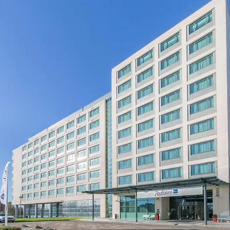 Radisson Blu Amsterdam Airport, Schiphol 4* 스키폴