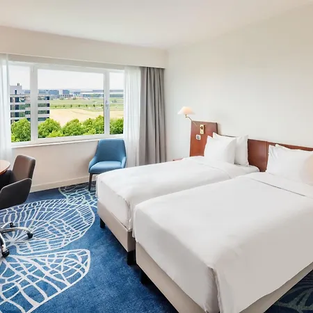 Radisson Blu Amsterdam Airport, Schiphol ホテル スキポール
