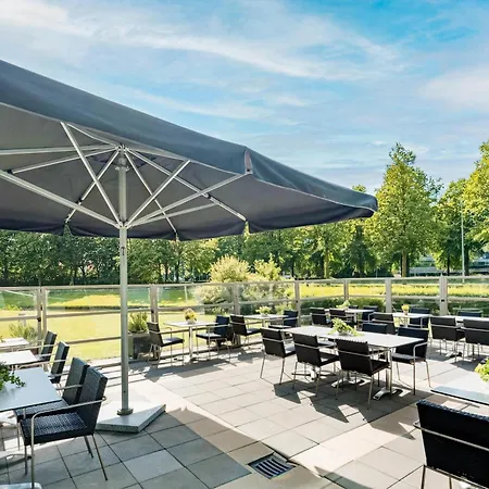 Radisson Blu Amsterdam Airport, Schiphol 4* スキポール