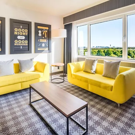 Radisson Blu Amsterdam Airport, Schiphol 4*