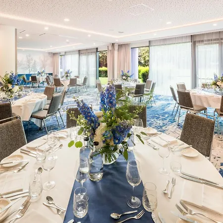 Radisson Blu Amsterdam Airport, Schiphol ホテル