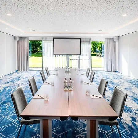 Radisson Blu Amsterdam Airport, Schiphol ホテル スキポール
