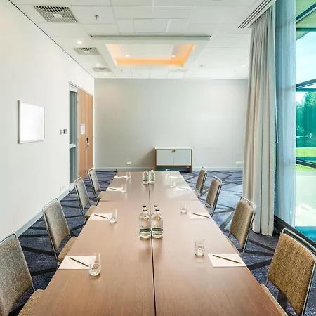 Radisson Blu Amsterdam Airport, Schiphol ホテル スキポール