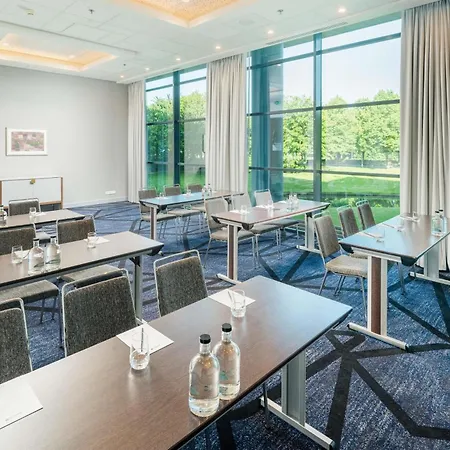 Radisson Blu Amsterdam Airport, Schiphol ホテル スキポール