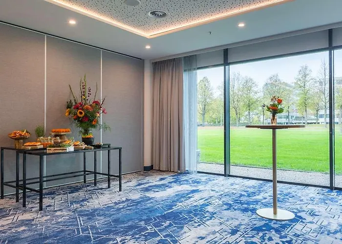 Hotel Radisson Blu Amsterdam Airport, Schiphol 4*