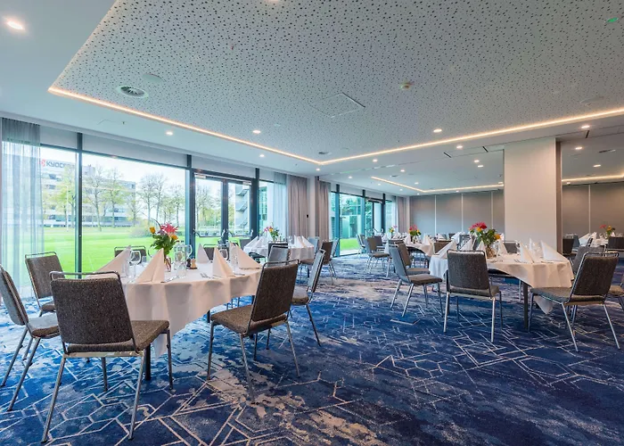 Radisson Blu Amsterdam Airport, Schiphol Hotel 4*